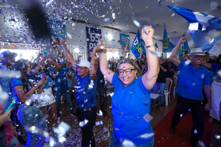 Zete de Janjão registra candidatura sob multidão de gararurenses