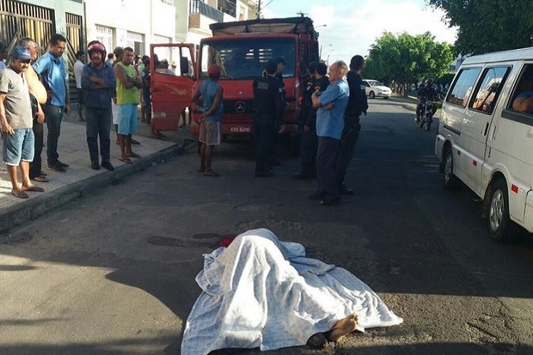 Idoso morre atropelado por Mercedinha em avenida de Itabaiana