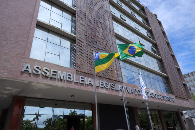 Confira a programação semanal da Alese