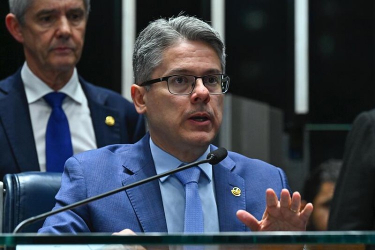 “Brasil não merece ser refém de criminosos”, afirma senador Alessandro sobre a instalação da CPI do Crime Organizado