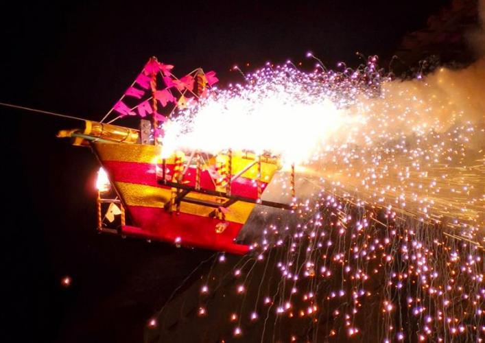 Estância celebrou ontem o Dia Estadual do Barco de Fogo e reforça o turismo junino