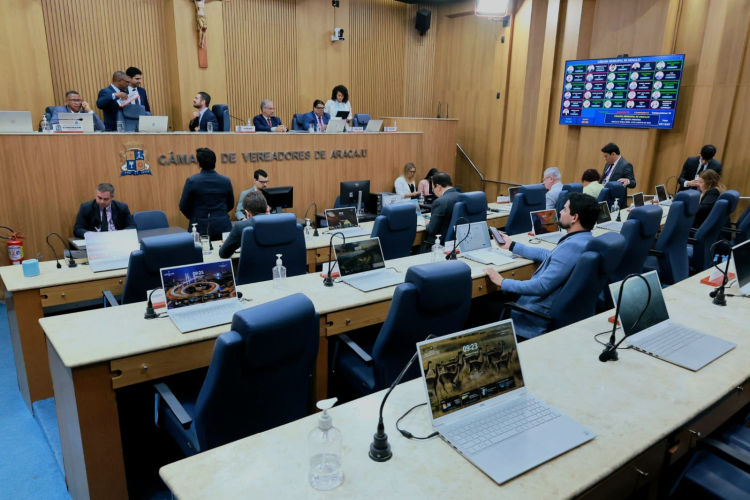 Vereadores destacam polêmica da adultização infantil, falta de planejamento da cidade e ações realizadas nas comunidades