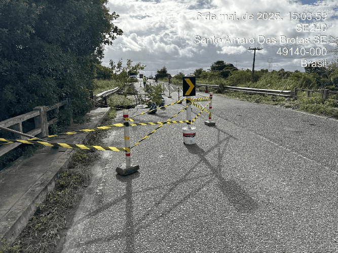 Após denúncias, DER isola cratera em ponte que liga Santo Amaro das Brotas a Jatobá