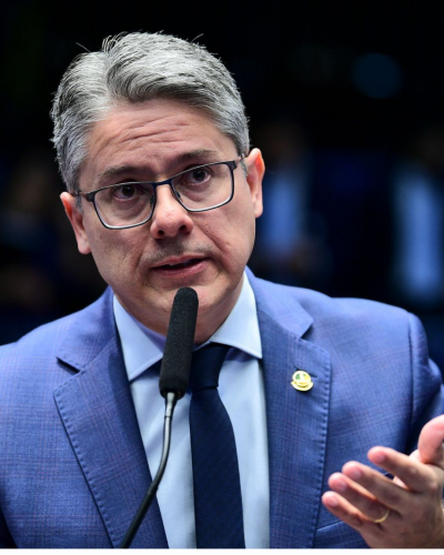 Alessandro é o senador com menor gasto em locação de veículos entre sergipanos