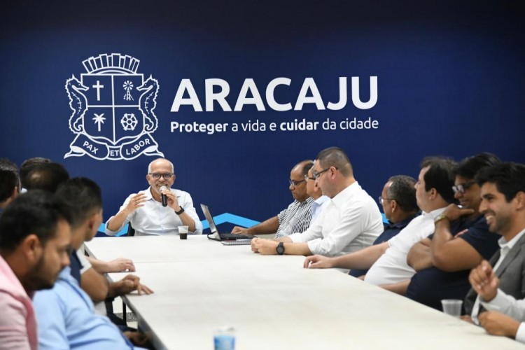 Edvaldo Nogueira faz reunião com vereadores e comenta liberação de mais R$12,7 mi em emendas parlamentares