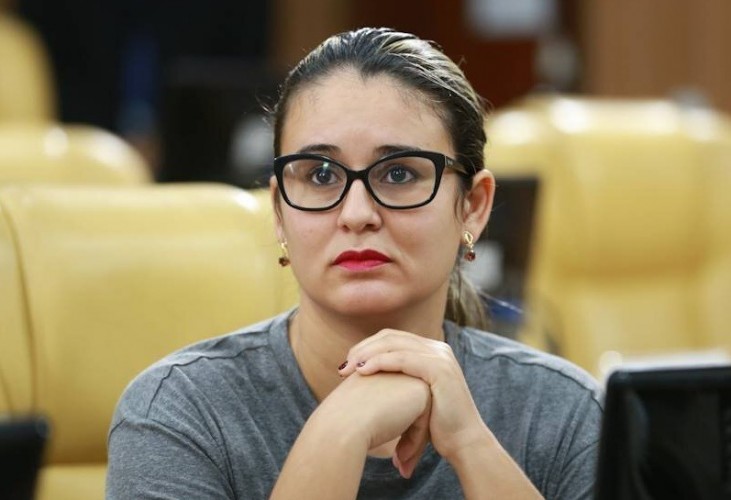 Kitty Lima desiste de pré-candidatura e entrega comando do Cidadania