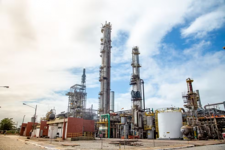 Após dois anos paralisada, Fafen retoma atividades em Sergipe