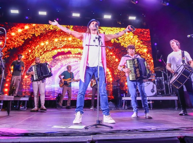 Praça Hilton Lopes será palco de mais doze dias de shows do Forró Caju 2025