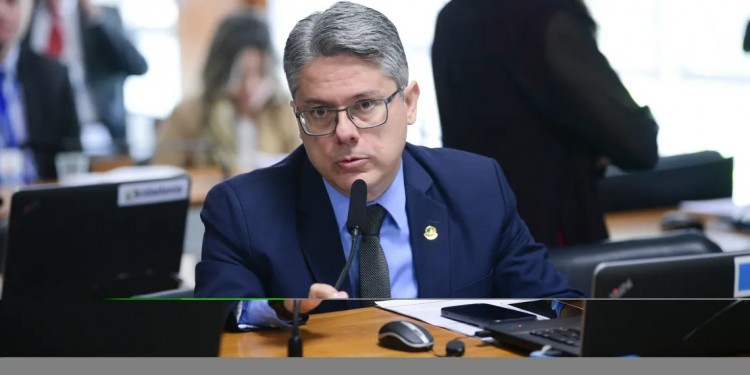 Alessandro Vieira concorre a prêmio de melhor Senador em votação aberta ao público