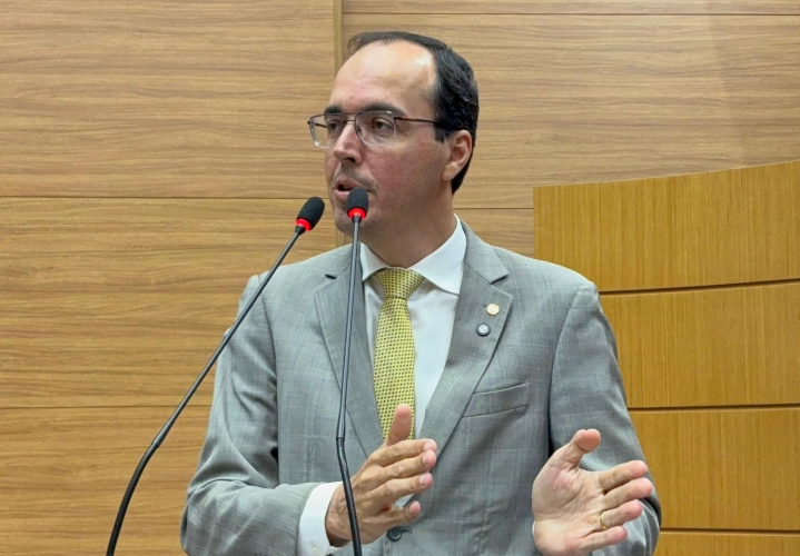 Georgeo cobra convocação de aprovados em concurso da Agrese e volta a denunciar falta de água