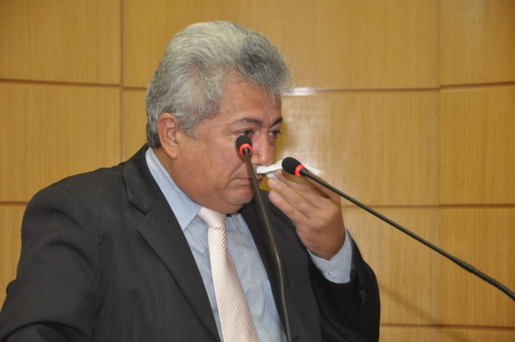 Condenado e desgastado, Gilson Andrade tenta emplacar candidatura em Estância