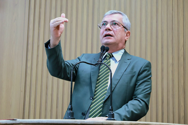 Iran Barbosa adverte para os perigos da proposta de Reforma Administrativa que tramita no Congresso