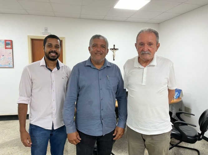 José Carlos Machado discute Canal de Xingó e recursos hídricos com o Crea-SE