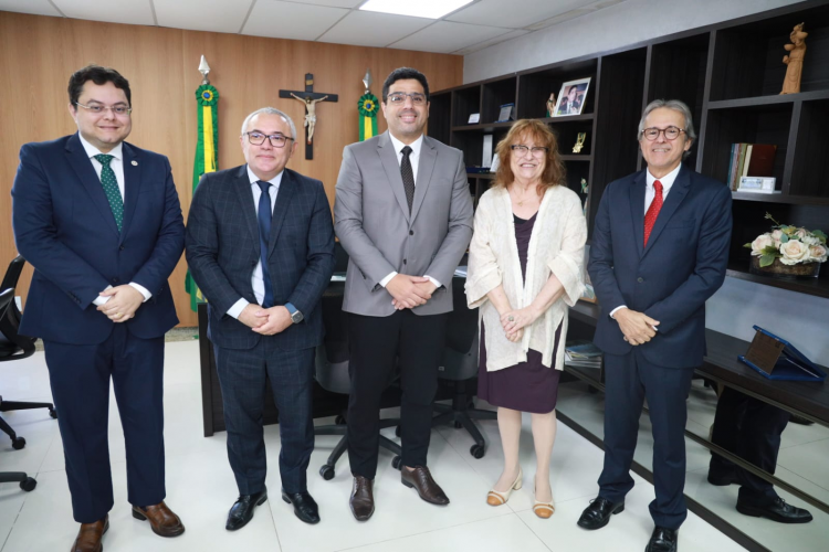 Alese e Academia Sergipana de Letras Jurídicas firmam Acordo de Cooperação Técnica