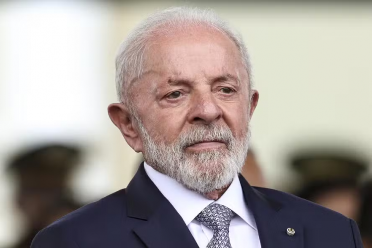 Economia não gira com dinheiro na mão de poucos, diz Lula