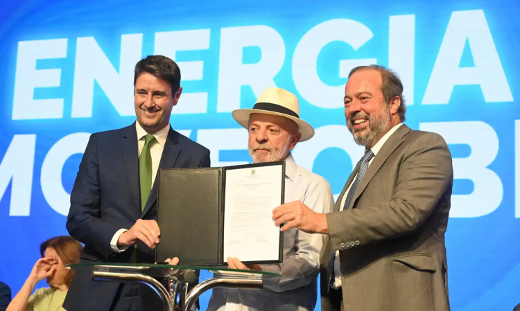 Energisa renova concessão por mais 30 anos e anuncia investimento de R$ 1,7 bilhão em Sergipe