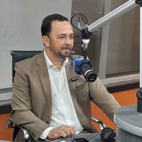 Meireles revela orientação de Edvaldo para bancada do PDT e comenta rompimento com André Moura