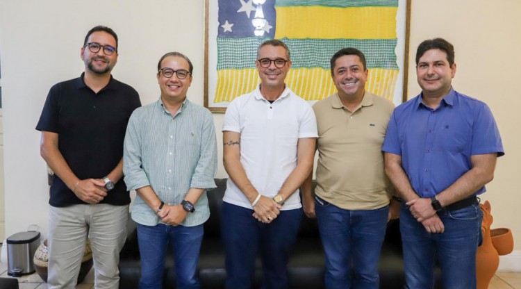 Fabiano Oliveira assumirá Emsetur; Valadares Filho vai para Cultura