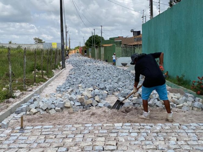 Governo de Sergipe amplia investimentos em pavimentação e anuncia novas obras em Ribeirópolis