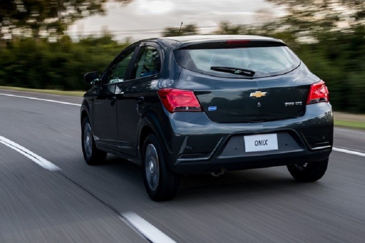 Chevrolet Onix é o carro zero mais vendido pelo 3º ano seguido