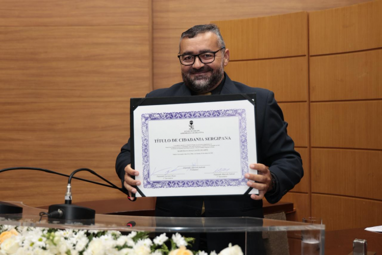Professor e pesquisador da UFS é homenageado com Título de Cidadania Sergipana