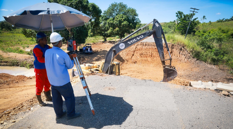 SE-438: trecho de rodovia que desabou em Capela será reconstruída em seis meses