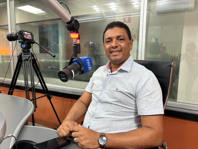 “Quero levar essas mochilas cheias”, diz Sandro de Jesus sobre busca por investimentos durante Marcha dos Prefeitos