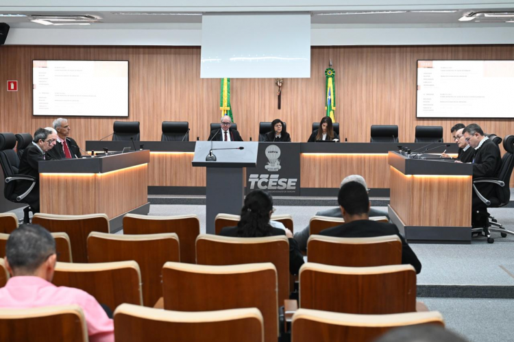 Pleno do TCE realiza 18ª Sessão Ordinária e aprecia 27 processos