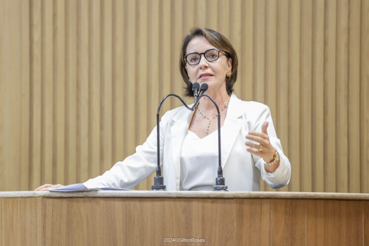 Prefeita Emília Corrêa reforça que congelamento do IPTU está garantido para 2025 e 2026 em Aracaju