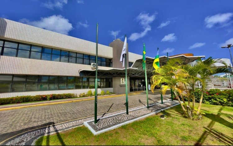 TCE solicita à EMSURB informações detalhadas sobre contratos emergenciais