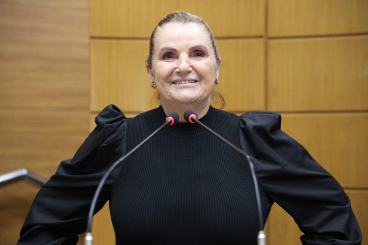 Áurea Ribeiro parabeniza e destaca importância da posse de mulheres no comando dos tribunais