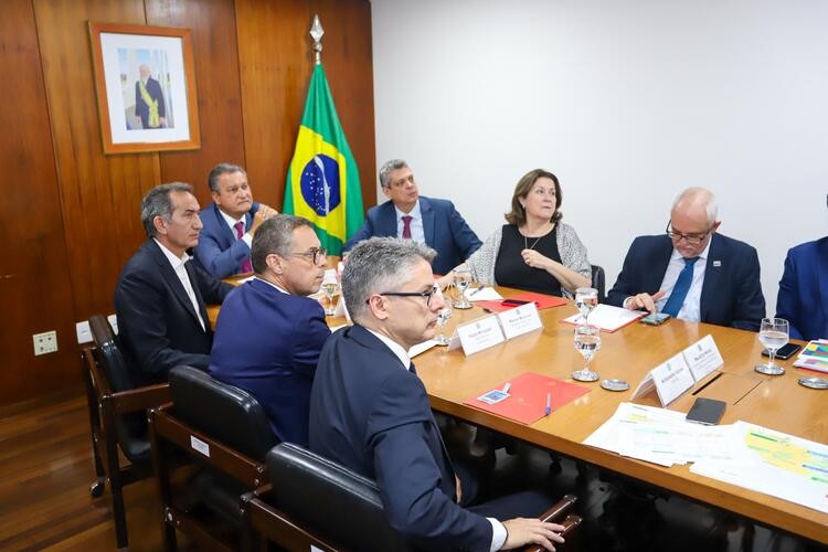 Senador Alessandro participa de reunião crucial sobre o Canal do Xingó e destaca avanços nas negociações