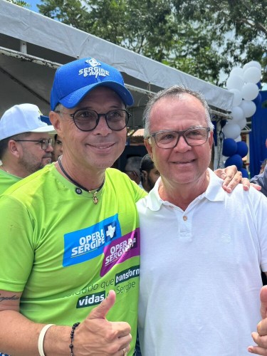 Empresário Joãozinho de Solinha prestigia o “Sergipe é Aqui” em Itabaiana