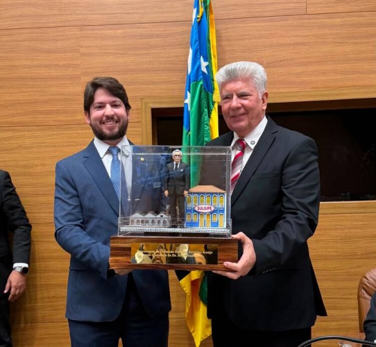 Jorginho Araujo celebra centenário e legado de Jorge Prado Leite em sessão especial na Alese