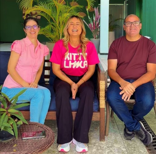 Kitty Lima recebe carta compromisso de representantes de pessoas com deficiência auditiva e se compromete em criar leis para comunidade surda